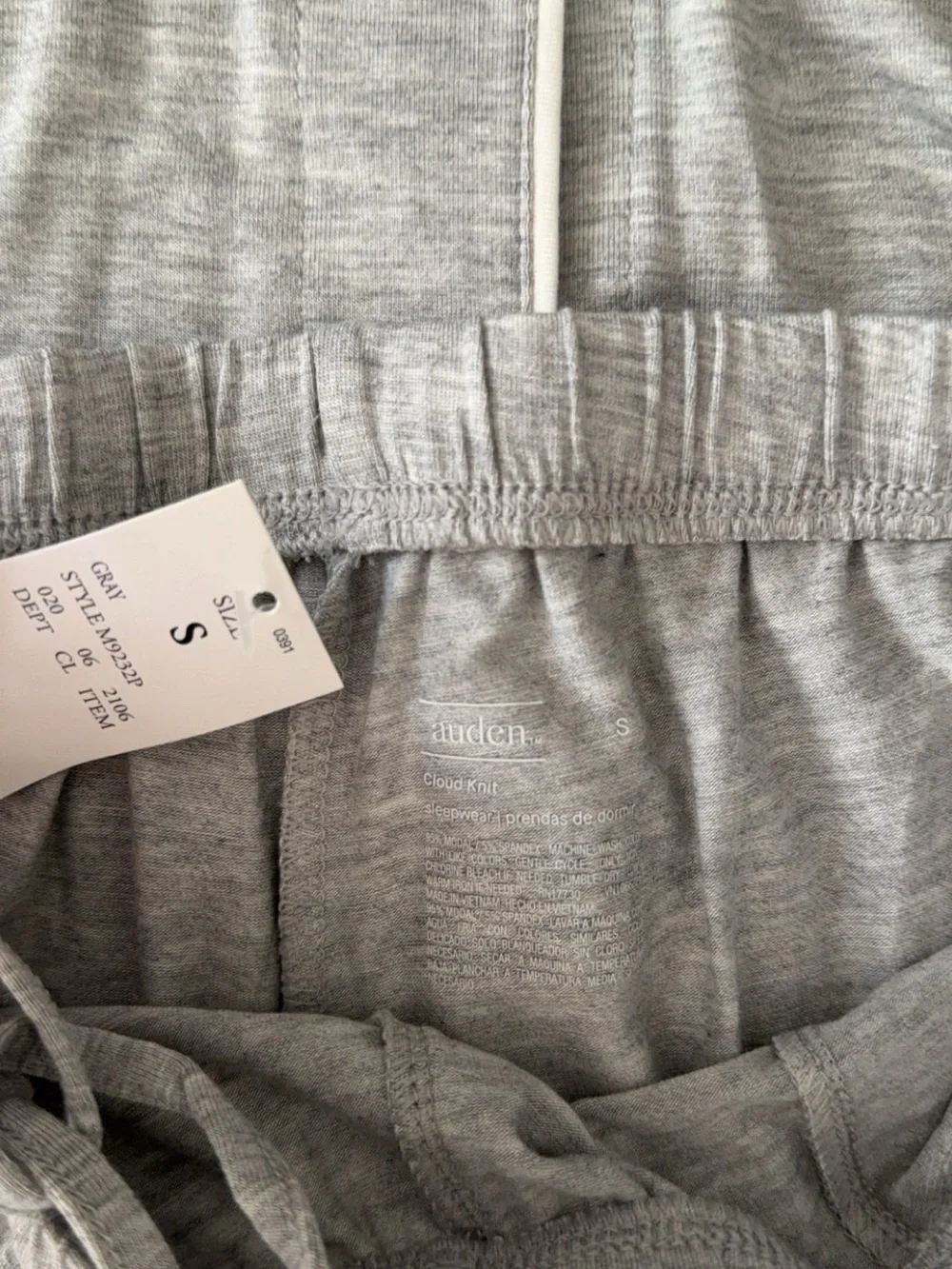Target Short-Sleeve Gray Pajama Set - Picture 6 of 6